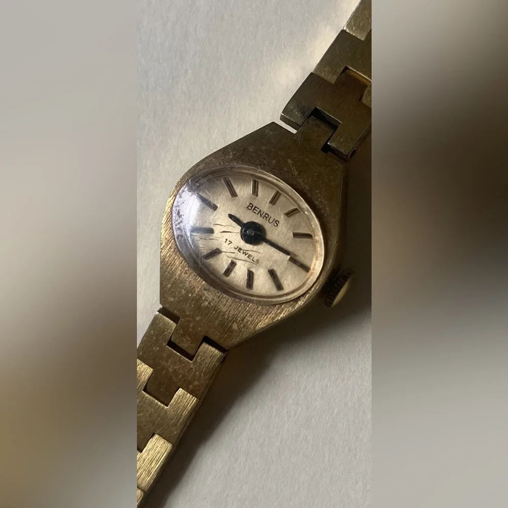 Gold Tone Benrus Women's Bracelet Watch Vintage Works